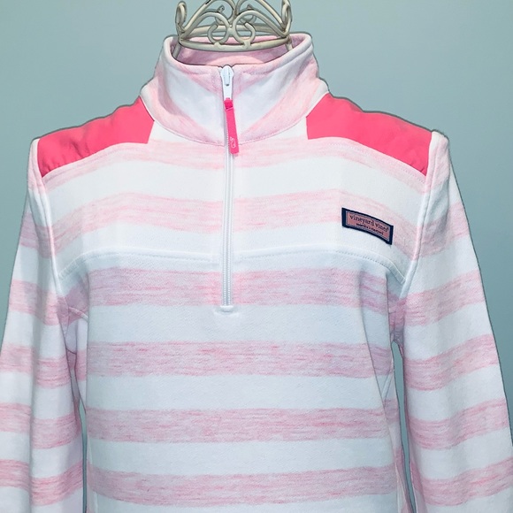 Women’s Vineyard Vines Shep Shirt. - Picture 1 of 3